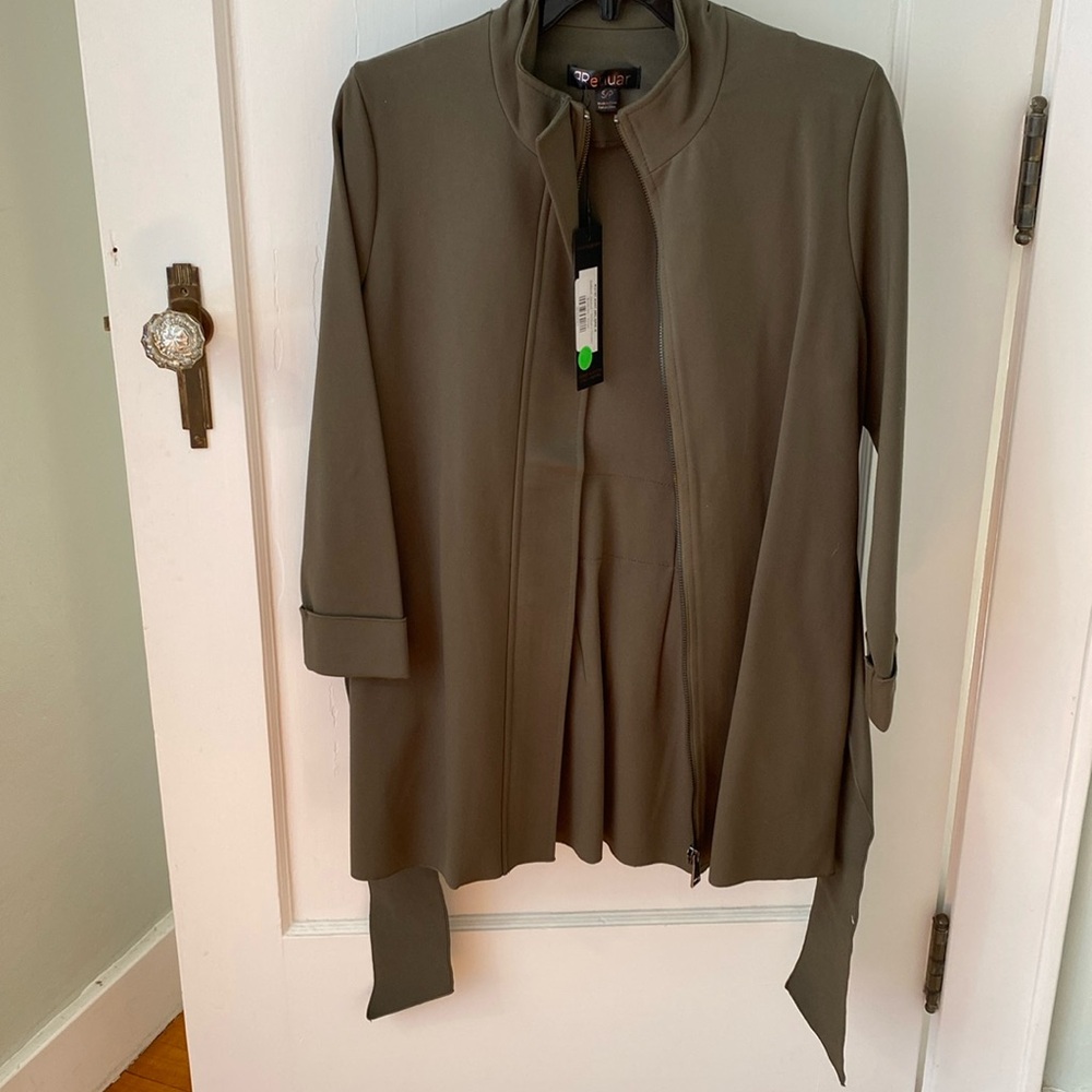 Renuar Belted Jacket, military green, size small. NWT.